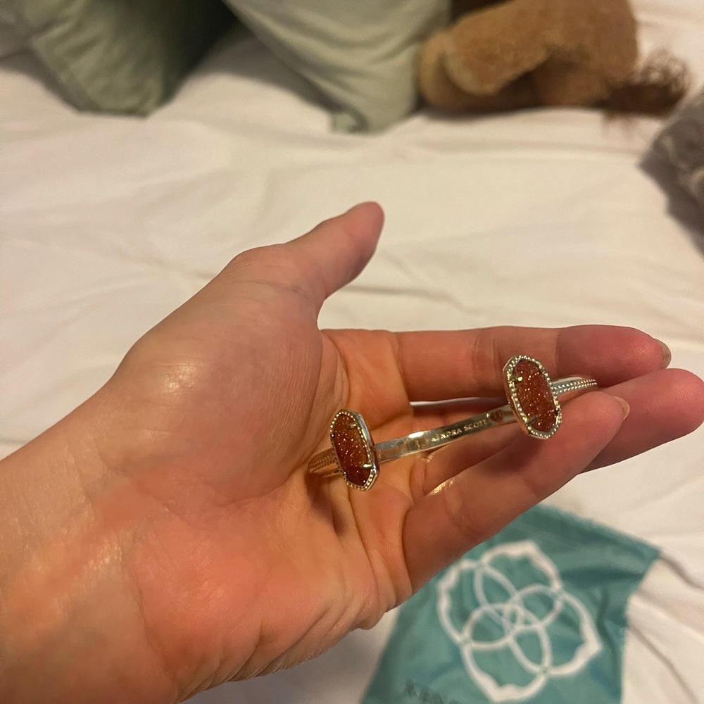 NWOT Kendra Scott Goldstone Bracelet - Adjustable!